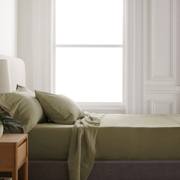 Quince Queen European Linen Sheet Set - Picture 3 of 6